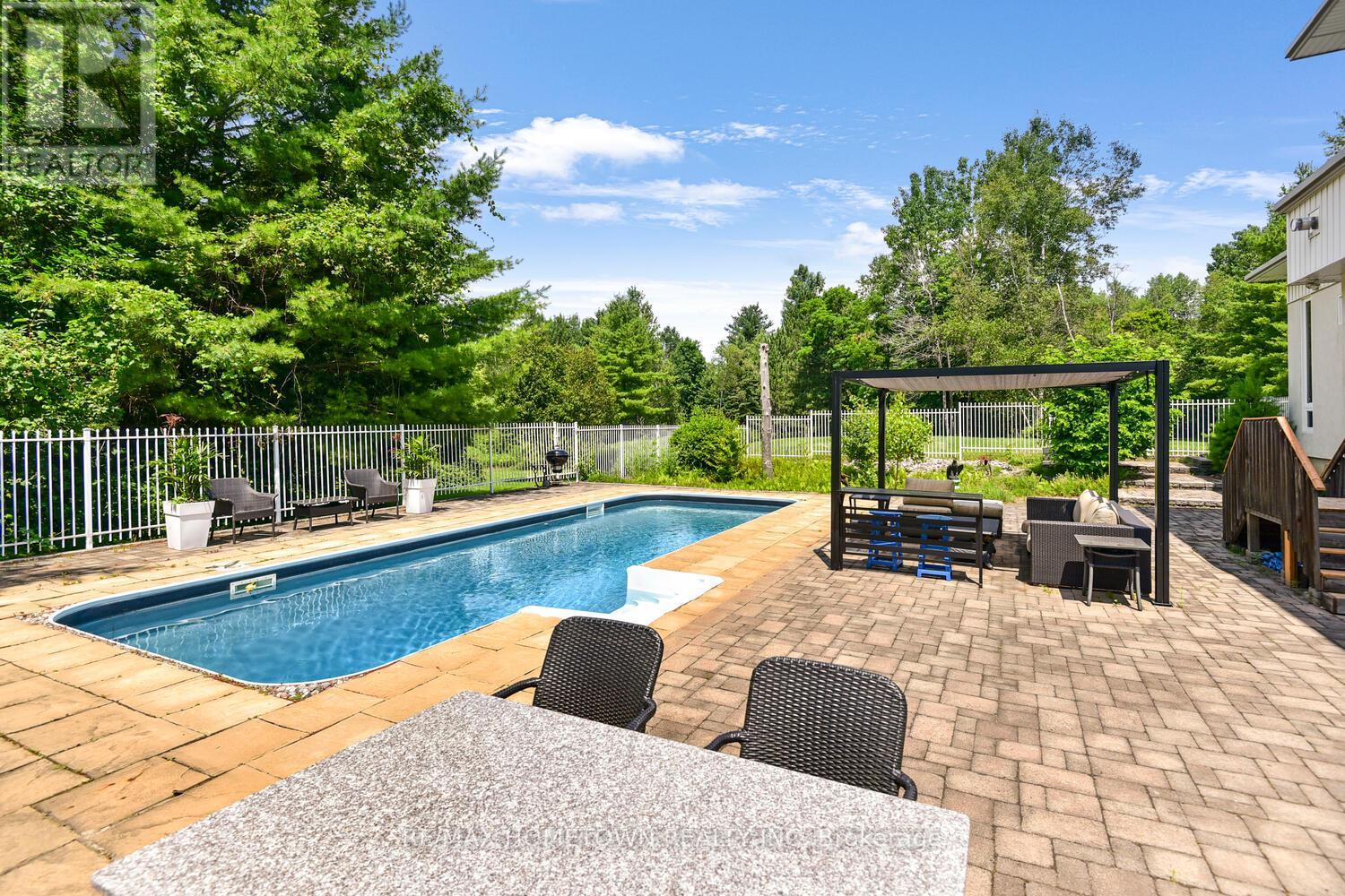 1326 Lily Bay Drive N, Elizabethtown-Kitley, Ontario  K6V 7C5 - Photo 7 - X12283513