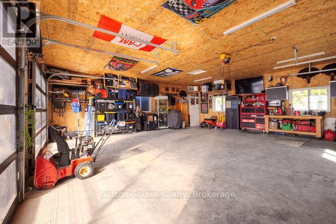 202093 21 Highway, Georgian Bluffs, Ontario  N4K 5N7 - Photo 32 - X12283425