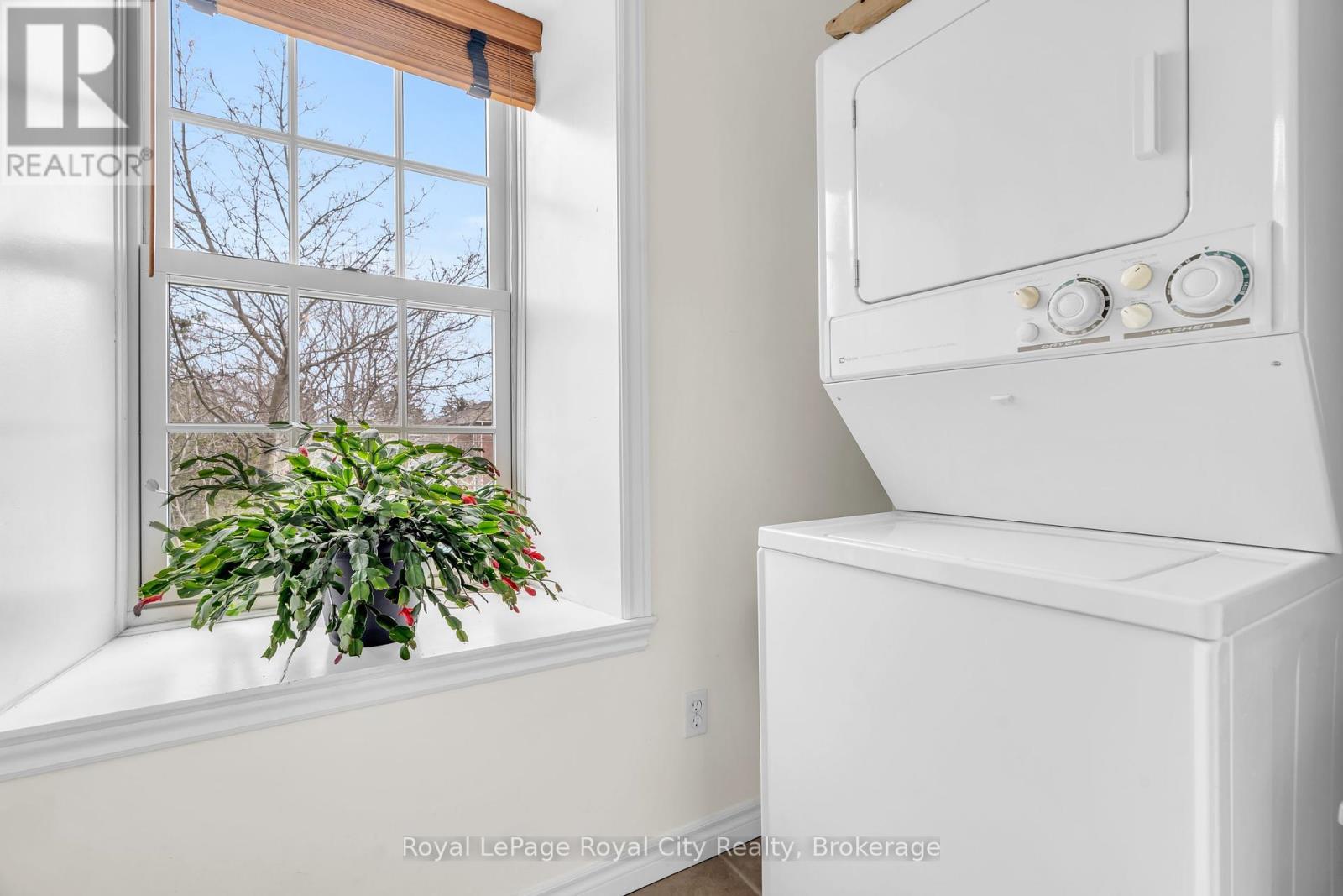 202 - 470 St Andrew Street E, Centre Wellington, Ontario  N1M 1P3 - Photo 27 - X12283532