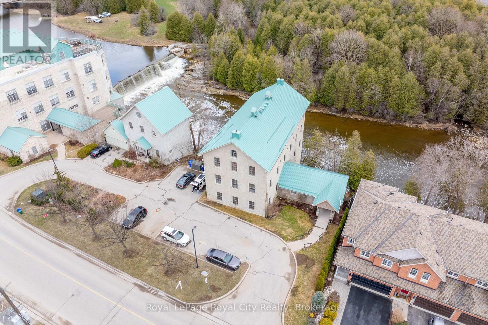 202 - 470 St Andrew Street E, Centre Wellington, Ontario  N1M 1P3 - Photo 30 - X12283532