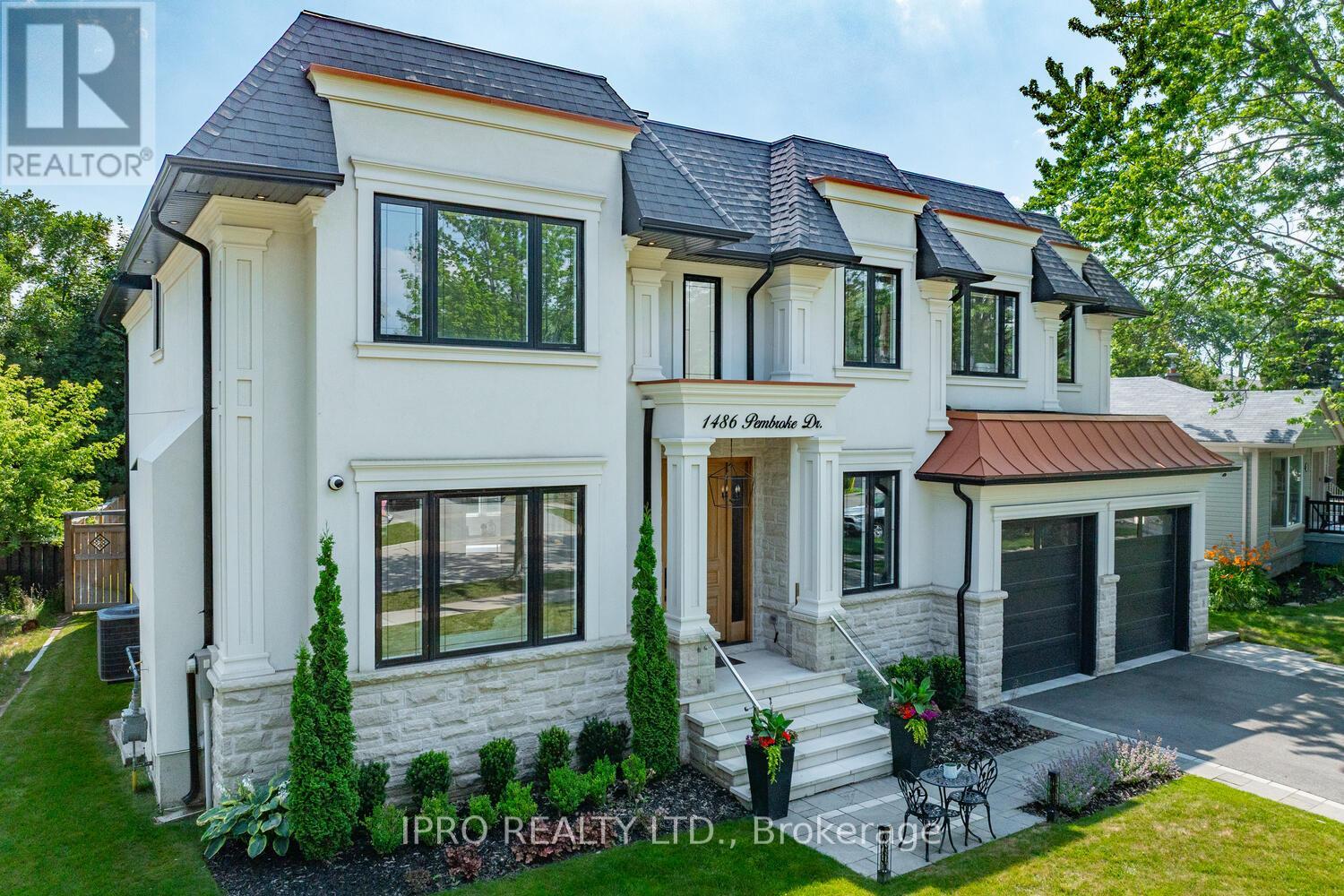 Property at 1486 PEMBROKE DRIVE image 4