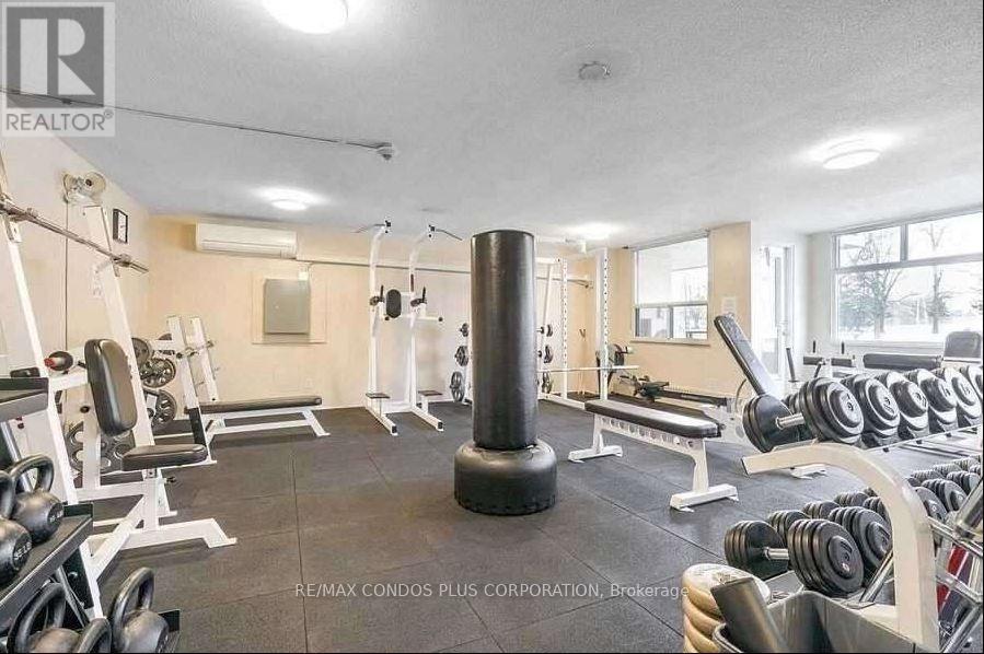 802 - 551 The West Mall Road, Toronto (Etobicoke West Mall), Ontario  M9C 1G7 - Photo 10 - W12283384