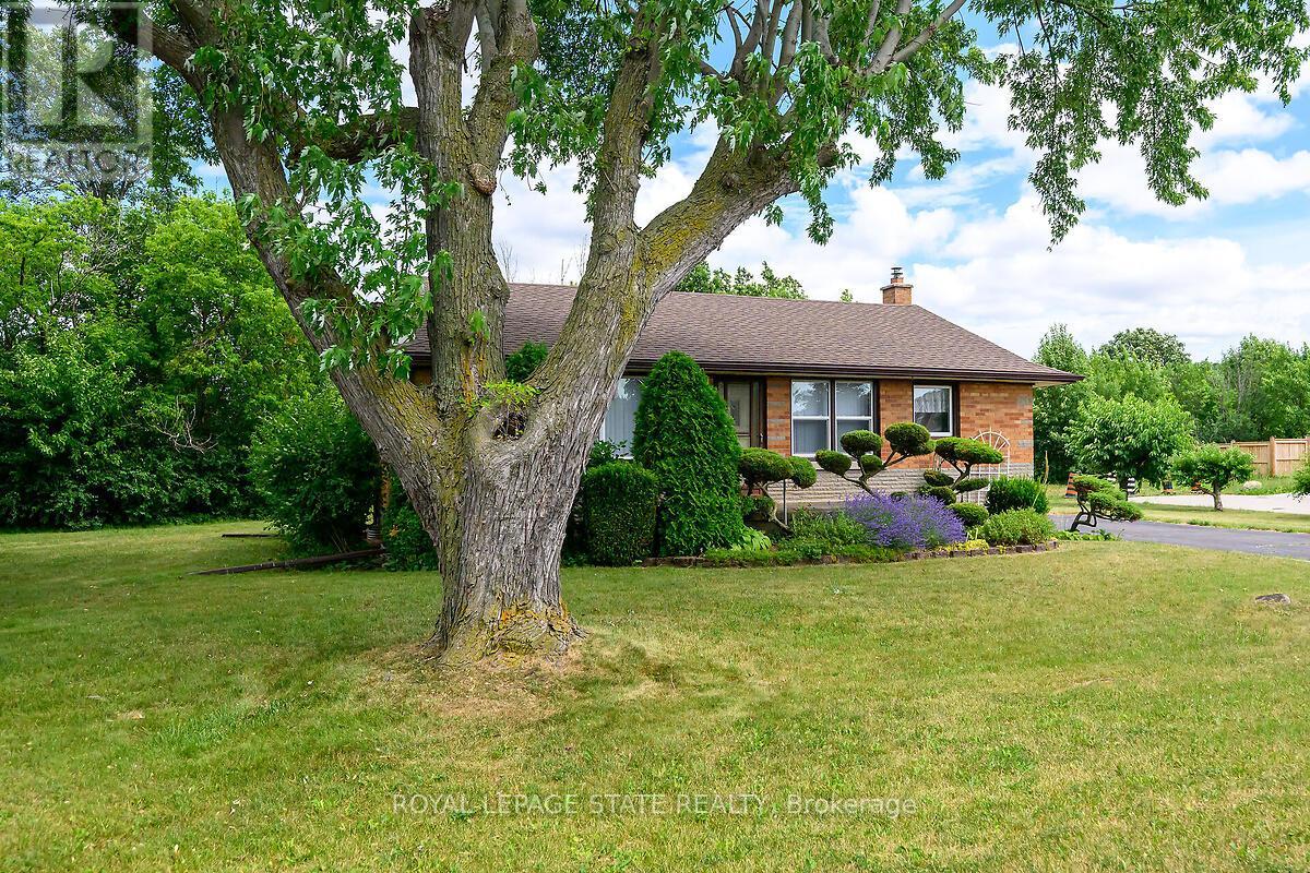 Property at 220 WINONA ROAD image 3