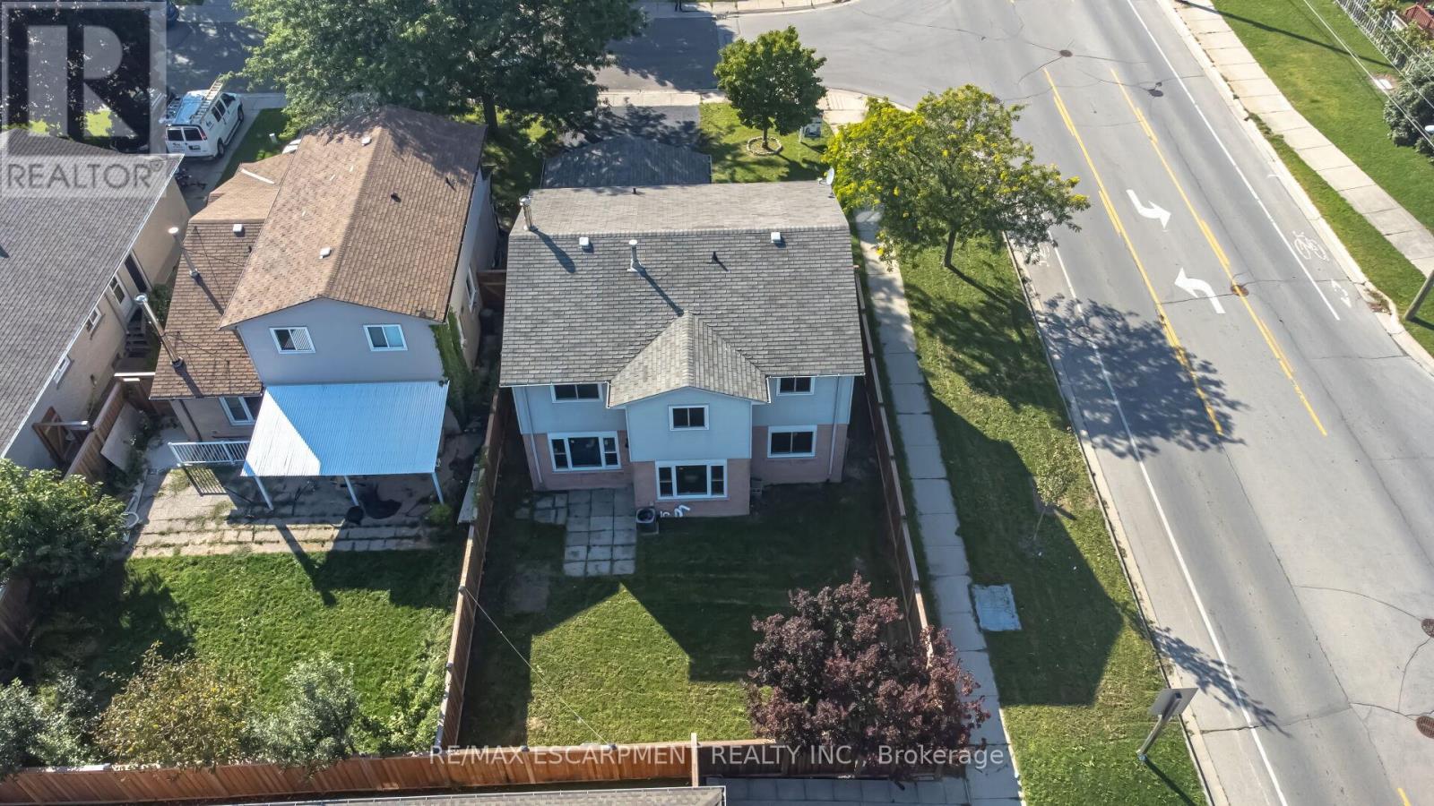 3 Mornington Drive, Hamilton, Ontario  L9B 1Z3 - Photo 50 - X12283390