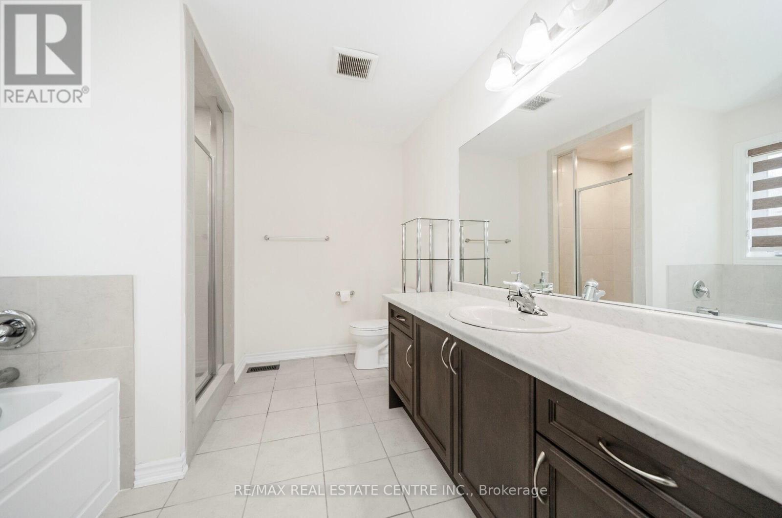 16 Flagg Avenue, Brant (Paris), Ontario  N3L 0K2 - Photo 36 - X12283397