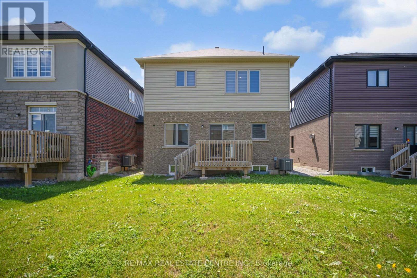 16 Flagg Avenue, Brant (Paris), Ontario  N3L 0K2 - Photo 40 - X12283397