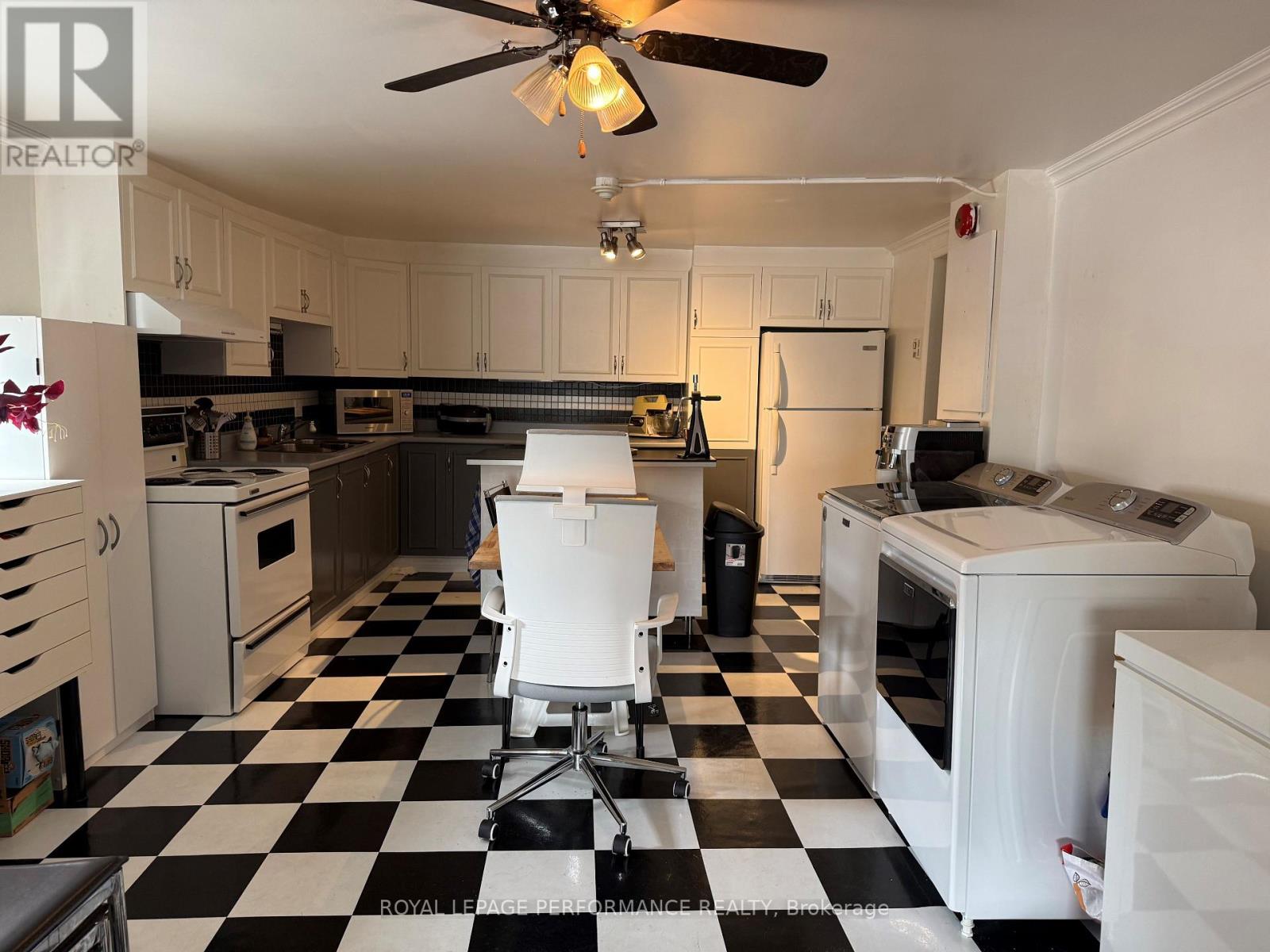 659 Main Street E, Hawkesbury, Ontario K6A 1B3 - Photo 21 - X12283172