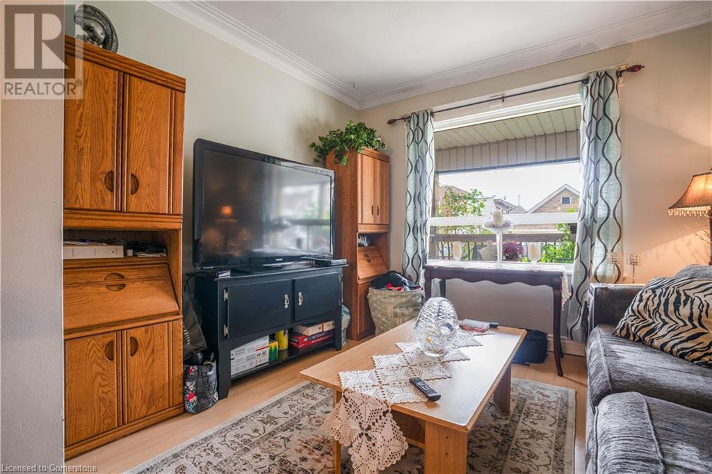 196 Avondale Street, Hamilton, Ontario  L8L 7C3 - Photo 7 - 40751157