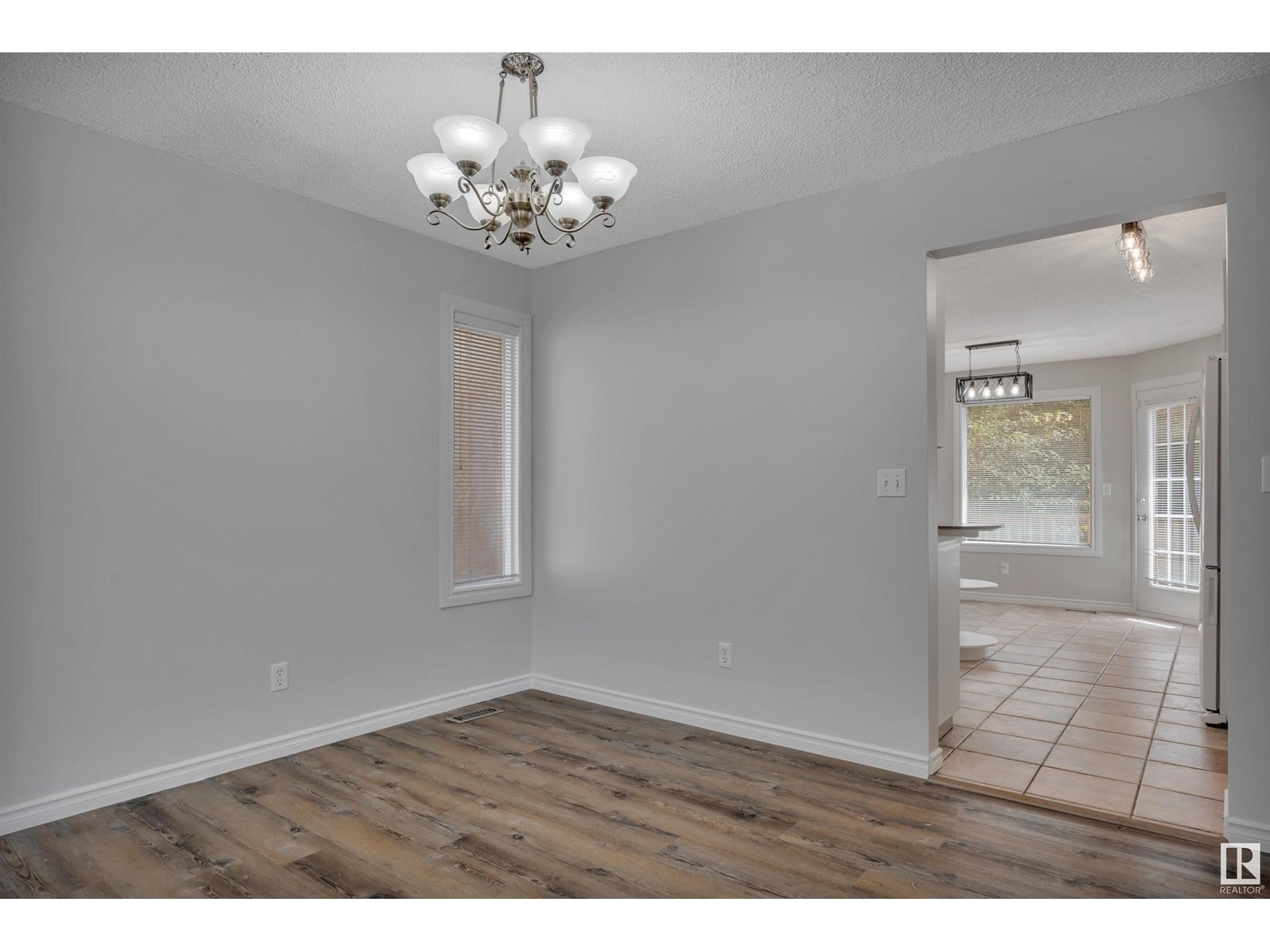 Property at 4803 59 ST image 4