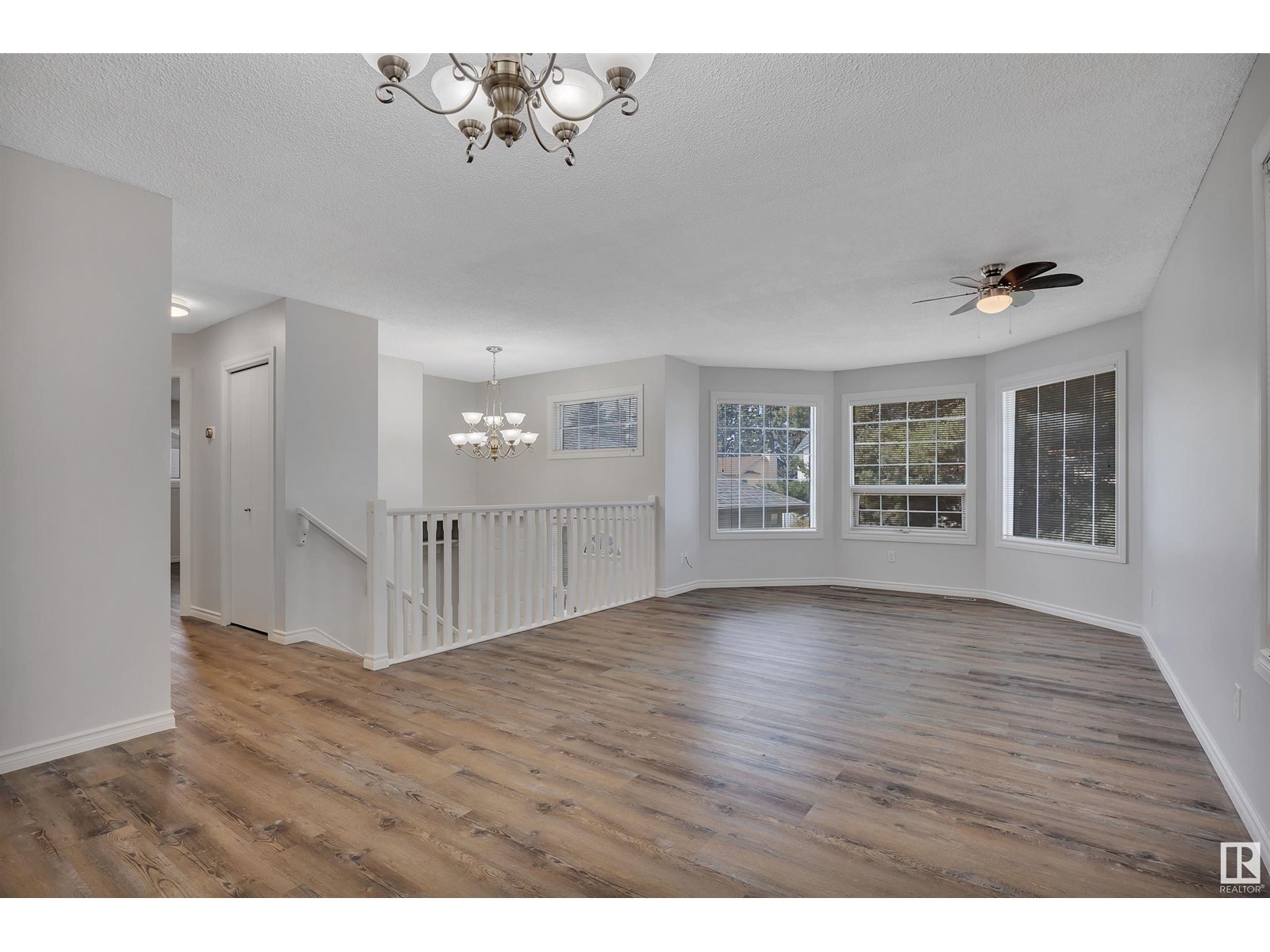 Property at 4803 59 ST image 5