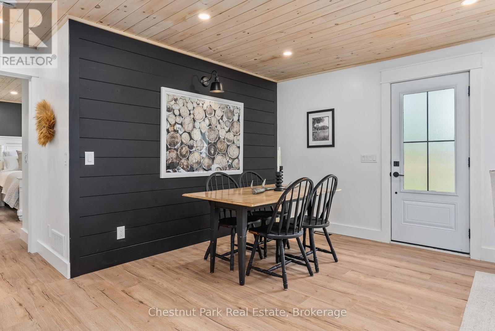 179 Rowanwood Road, Huntsville, Ontario  P0B 1M0 - Photo 14 - X12131127