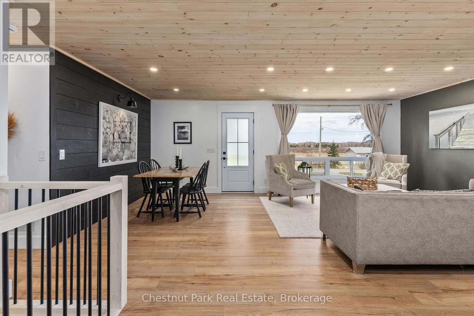 179 Rowanwood Road, Huntsville, Ontario  P0B 1M0 - Photo 7 - X12131127