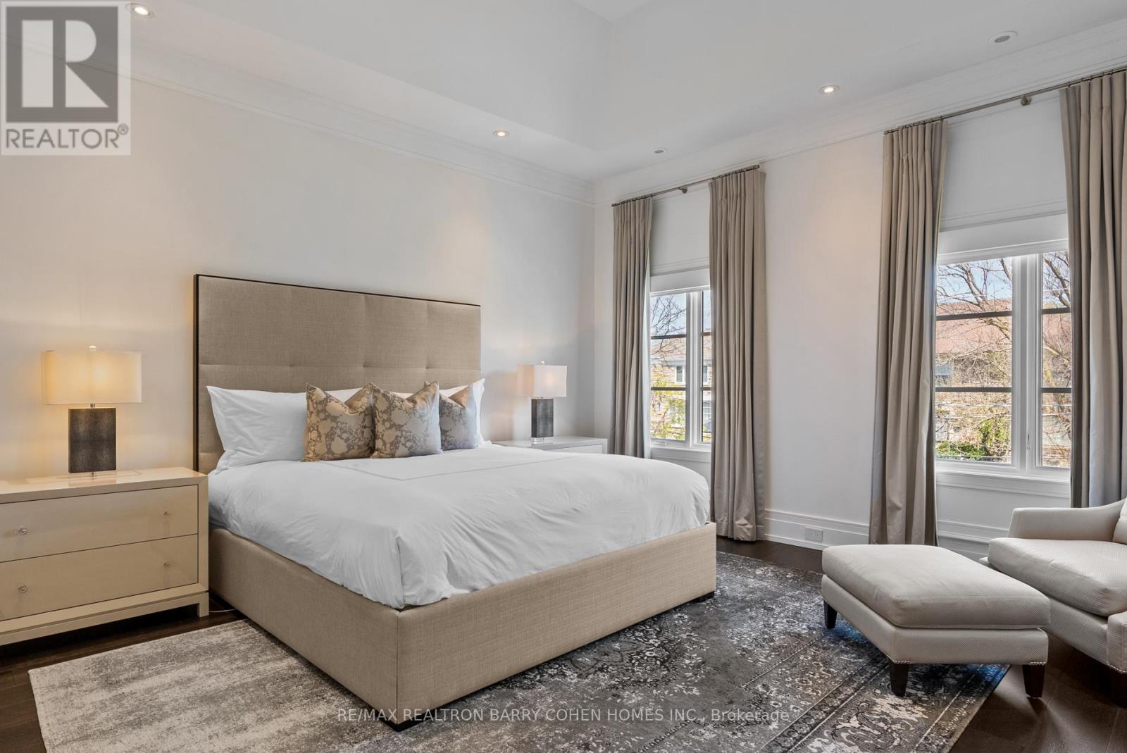 11 Ridgewood Road, Toronto, Ontario  M5P 1T4 - Photo 24 - C12283411