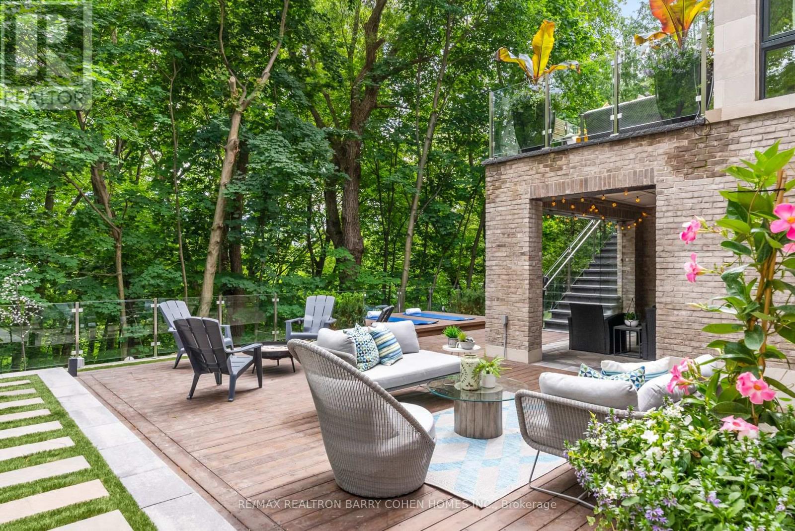 11 Ridgewood Road, Toronto, Ontario  M5P 1T4 - Photo 32 - C12283411
