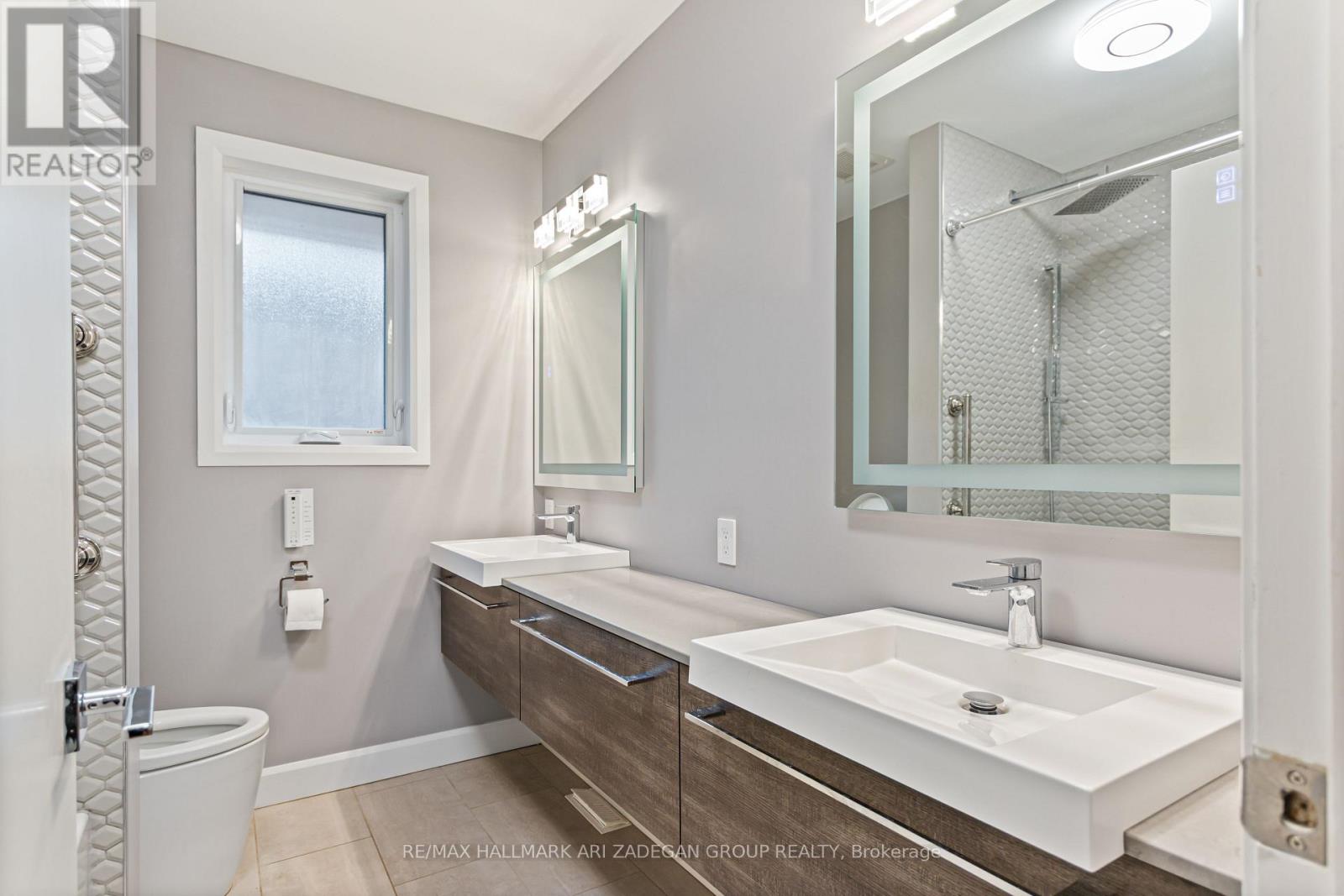 195 Burbank Drive, Toronto, Ontario  M2K 1P5 - Photo 17 - C12283471