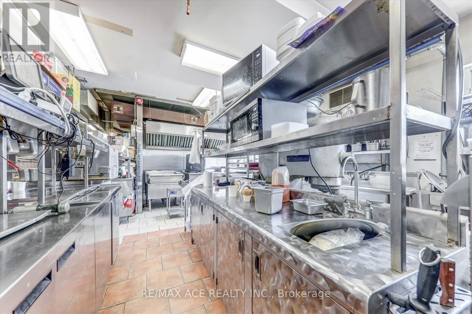 777 Danforth Road, Toronto, Ontario  M4J 1L2 - Photo 16 - E12283407