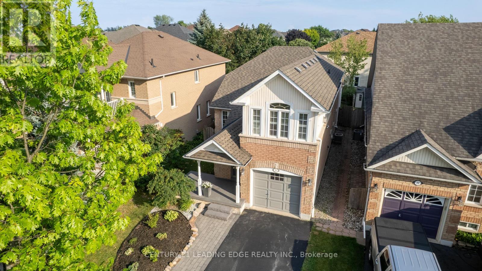 Property at 9 PORTAGE TRAIL image 1