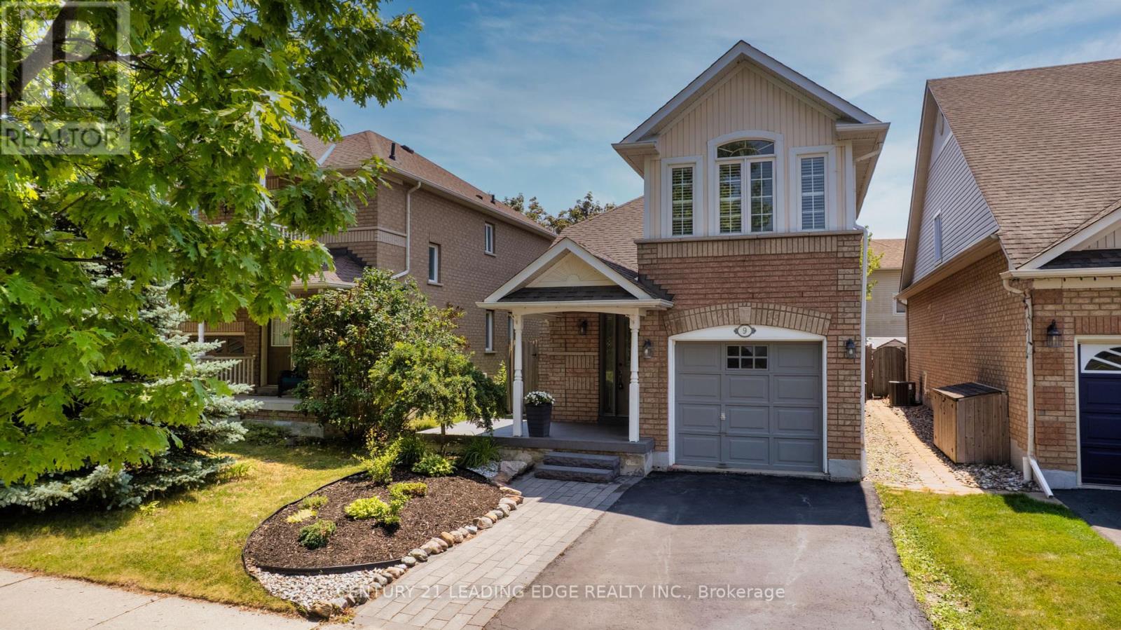 Property at 9 PORTAGE TRAIL image 2