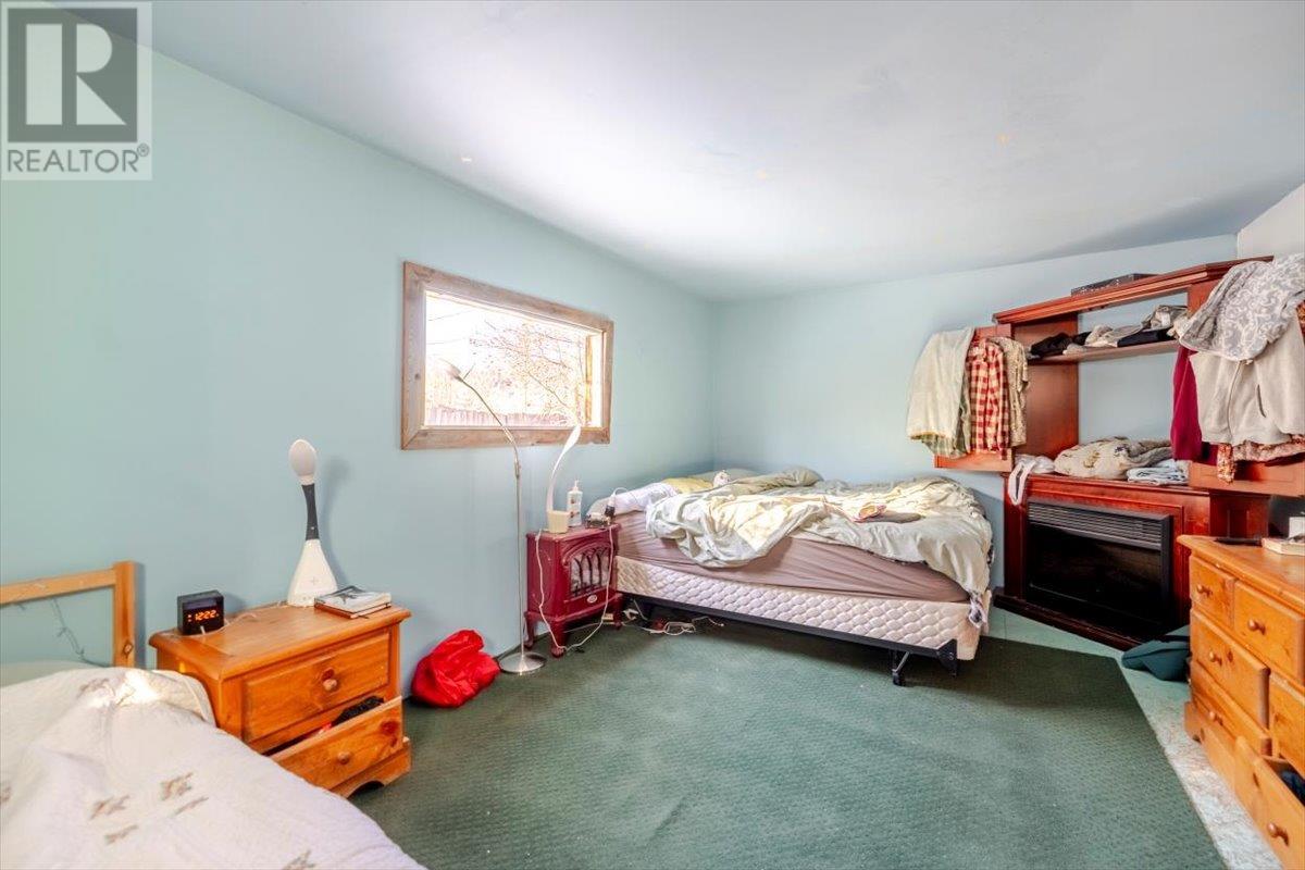 862 6th Avenue, Fernie, British Columbia  V0B 1M0 - Photo 20 - 10333466