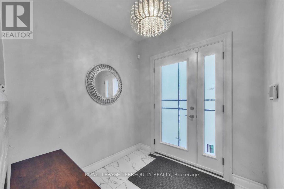 Property at 117 WILKINS CRESCENT image 2