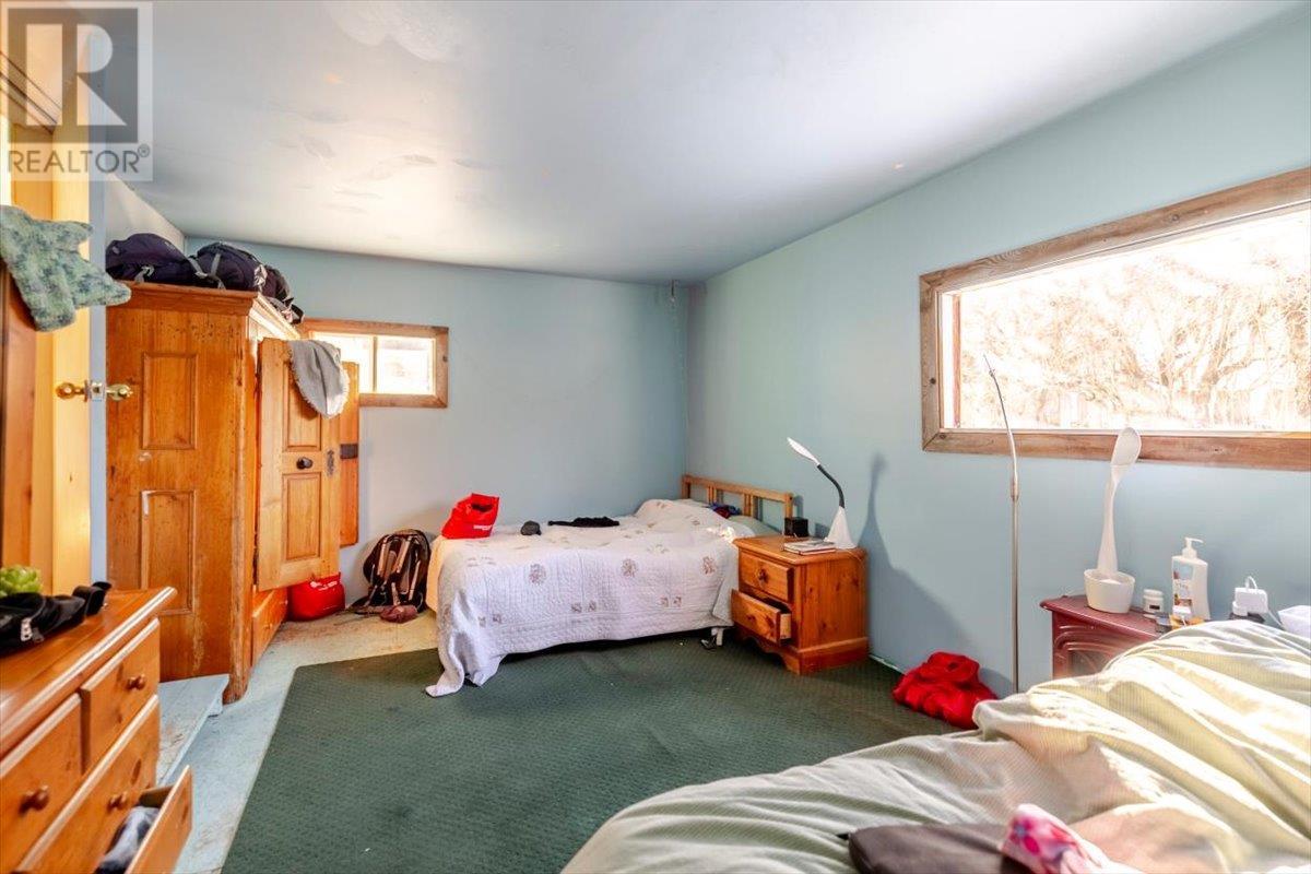 862 6th Avenue, Fernie, British Columbia  V0B 1M0 - Photo 21 - 10333466