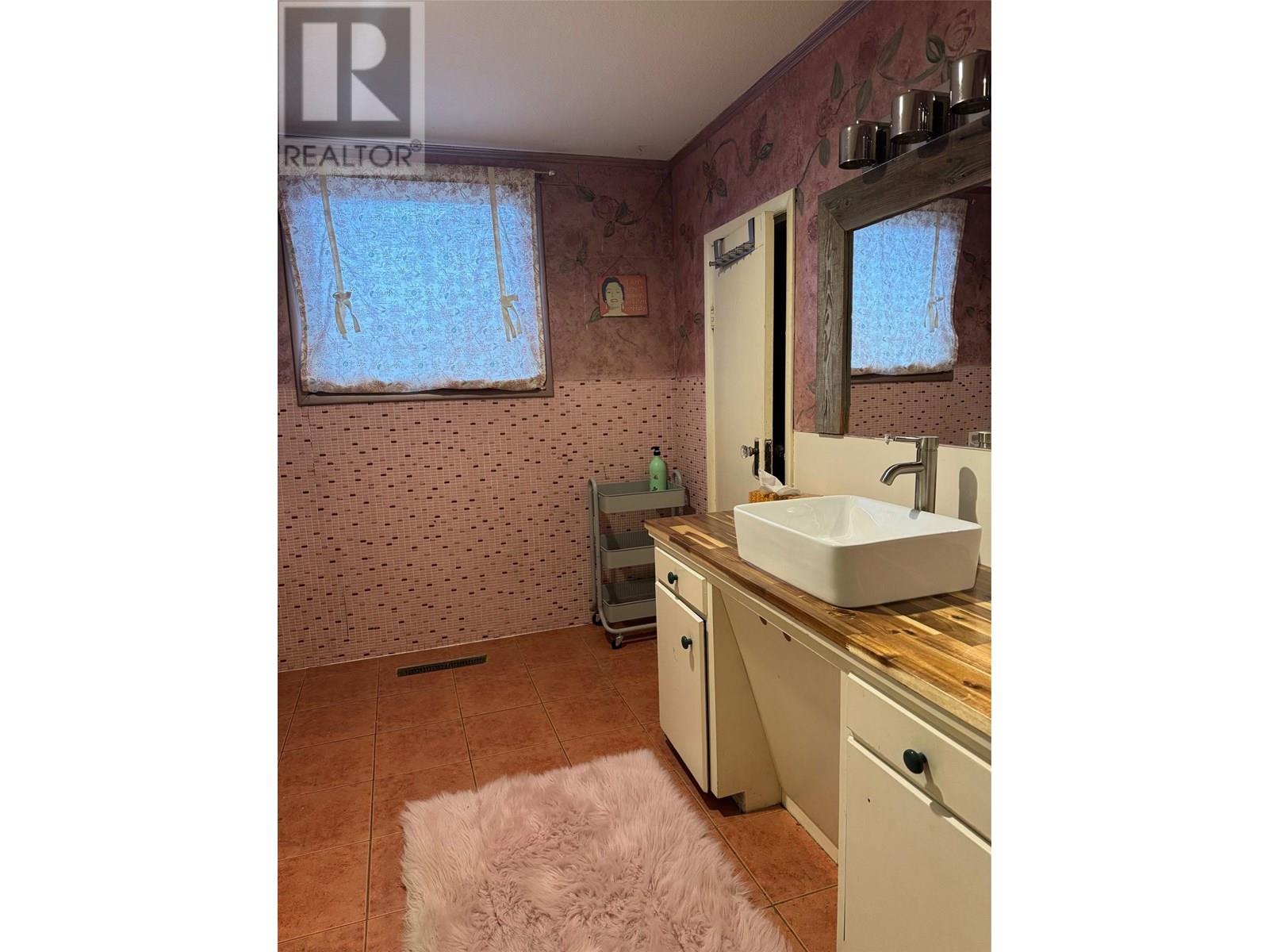 862 6th Avenue, Fernie, British Columbia  V0B 1M0 - Photo 25 - 10333466