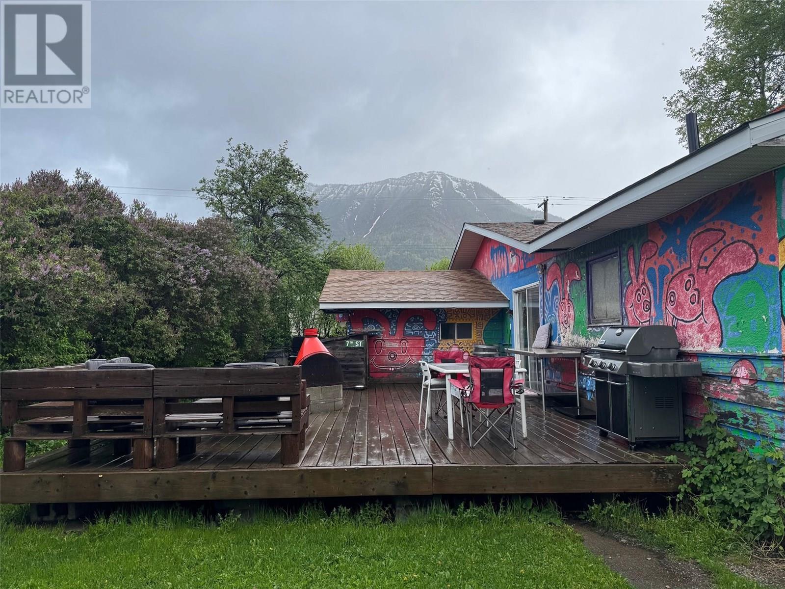 862 6th Avenue, Fernie, British Columbia  V0B 1M0 - Photo 6 - 10333466