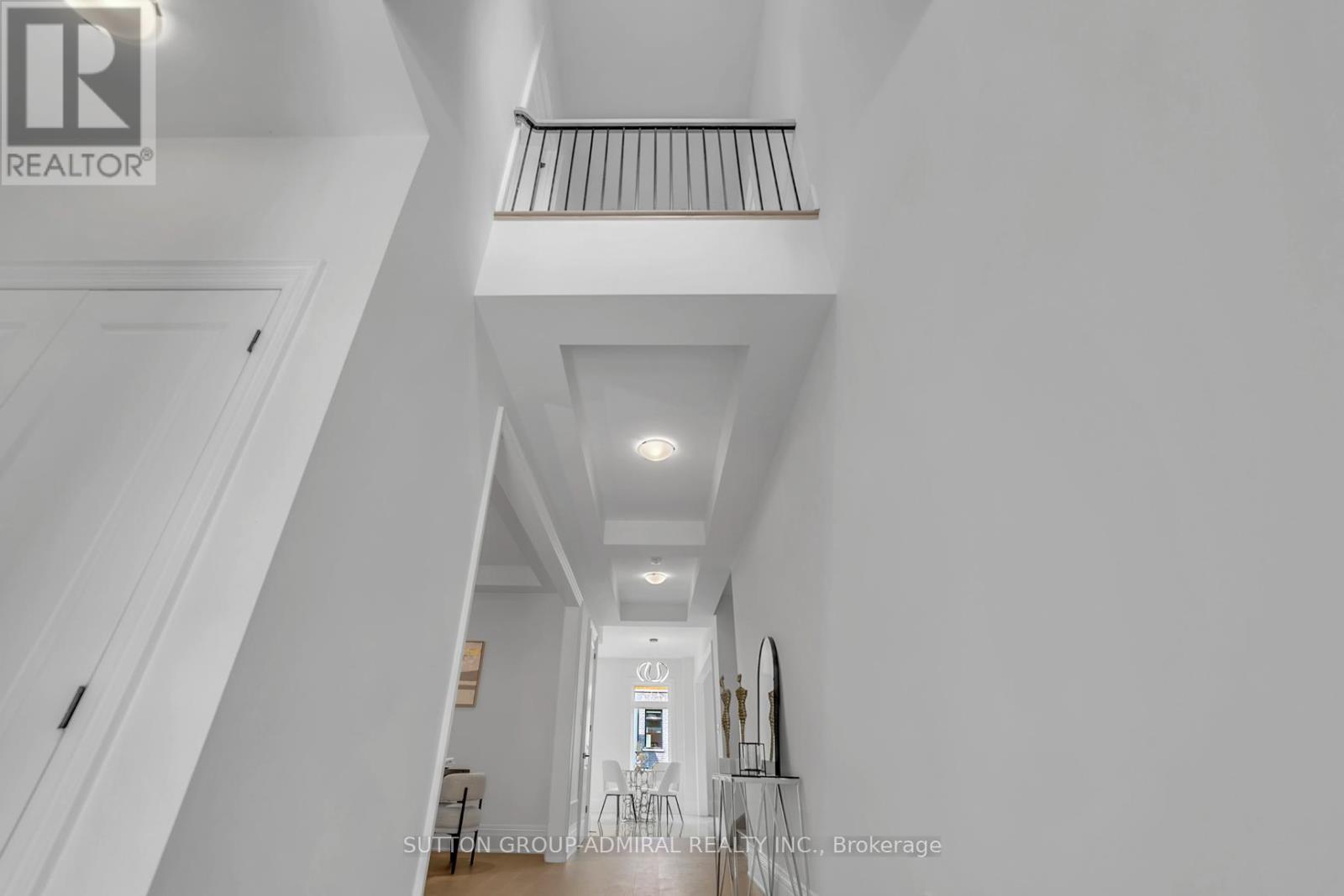 Property at 36 ROYAL HILL COURT image 5