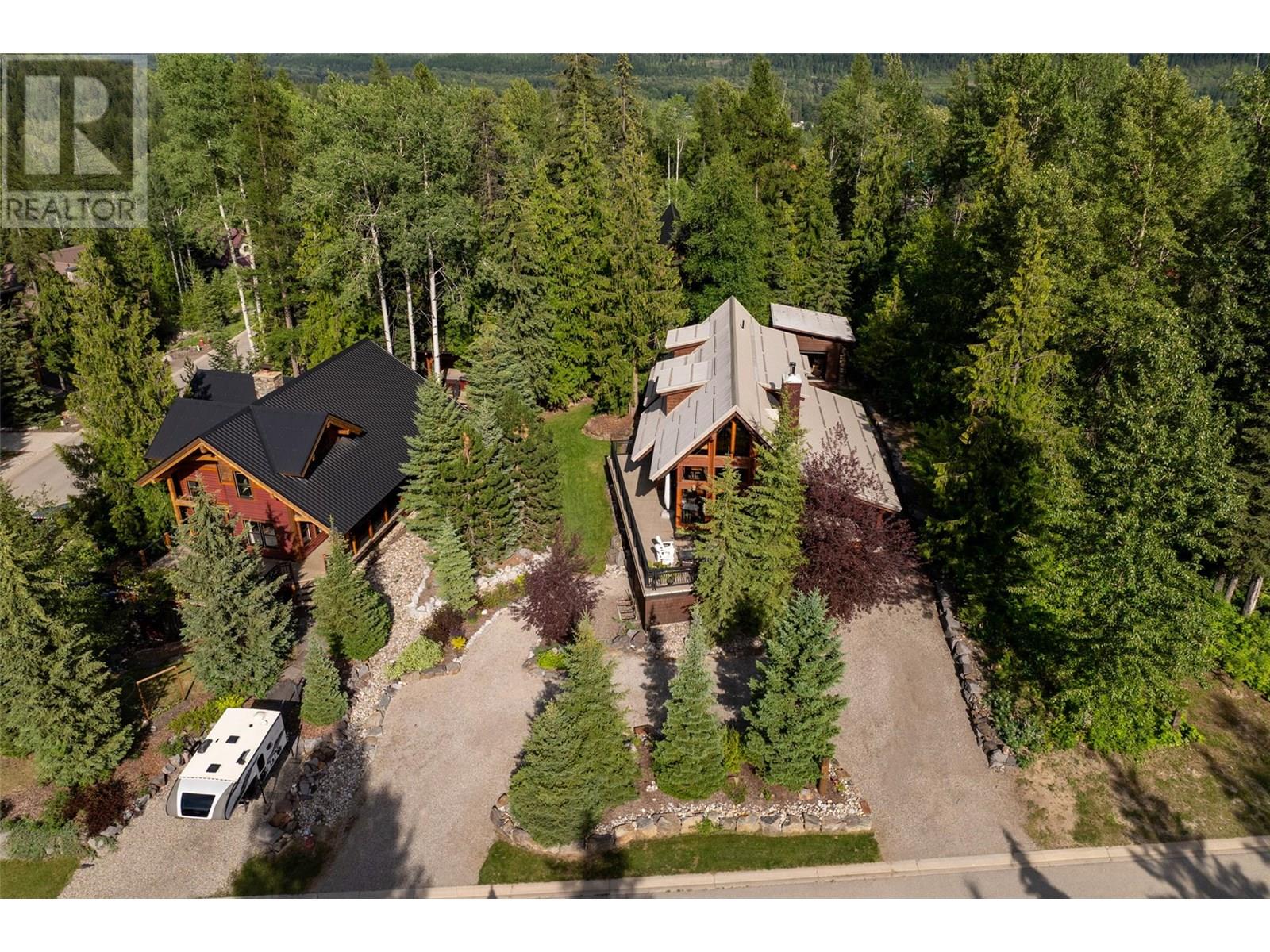 20 Alpine Trail Crescent, Fernie, British Columbia  V0B 1M5 - Photo 9 - 10355838