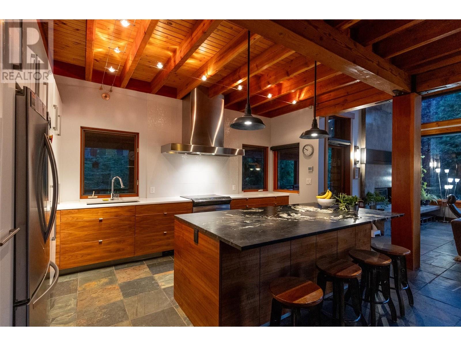 20 Alpine Trail Crescent, Fernie, British Columbia  V0B 1M5 - Photo 35 - 10355838