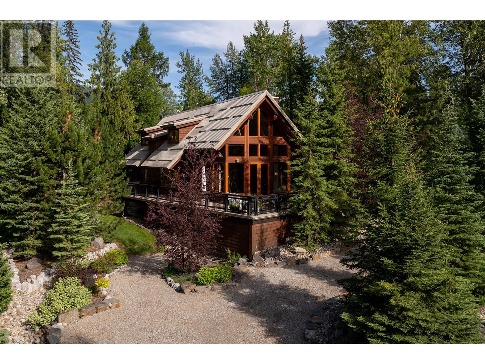 20 Alpine Trail Crescent, Fernie, British Columbia  V0B 1M5 - Photo 4 - 10355838
