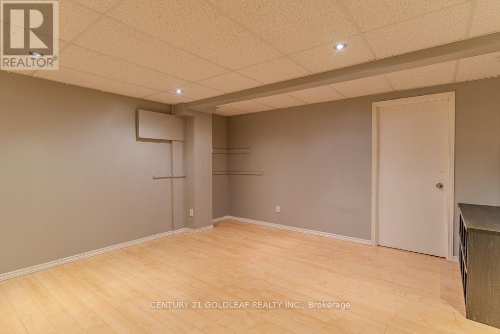 1342 Cedarcroft Crescent, Ottawa, Ontario  K1B 5C8 - Photo 29 - X12283559