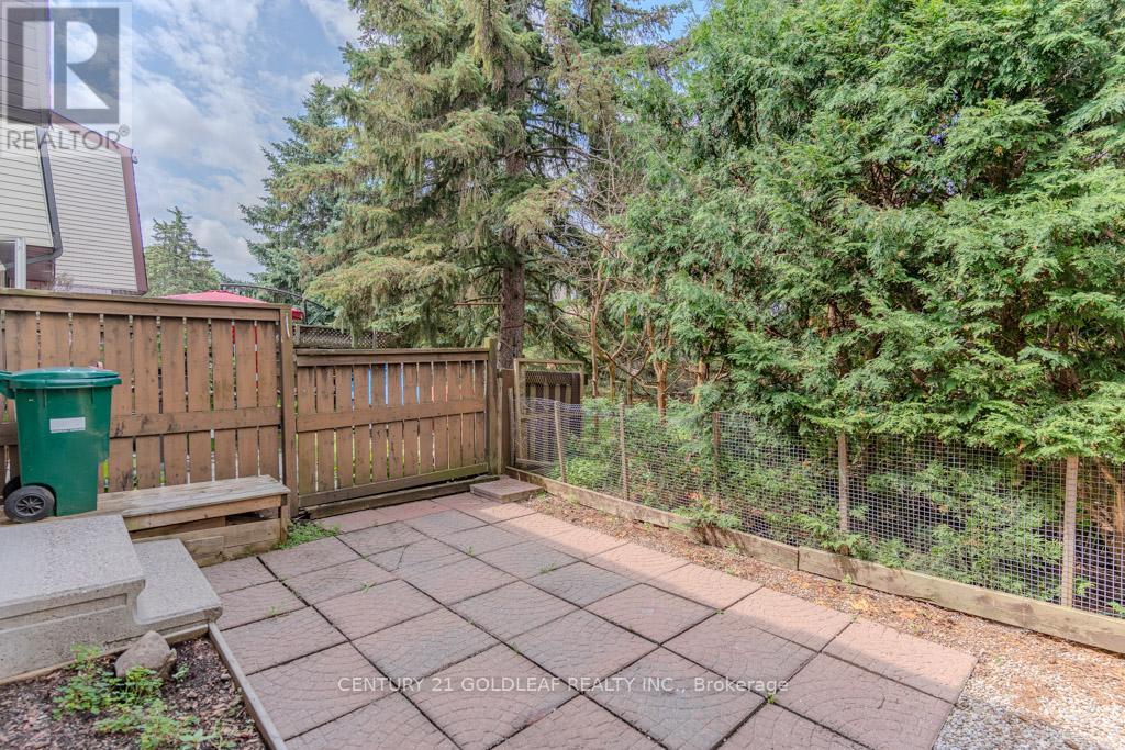 1342 Cedarcroft Crescent, Ottawa, Ontario  K1B 5C8 - Photo 31 - X12283559