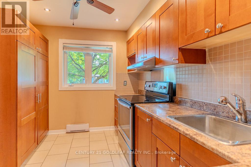 1342 Cedarcroft Crescent, Ottawa, Ontario  K1B 5C8 - Photo 8 - X12283559