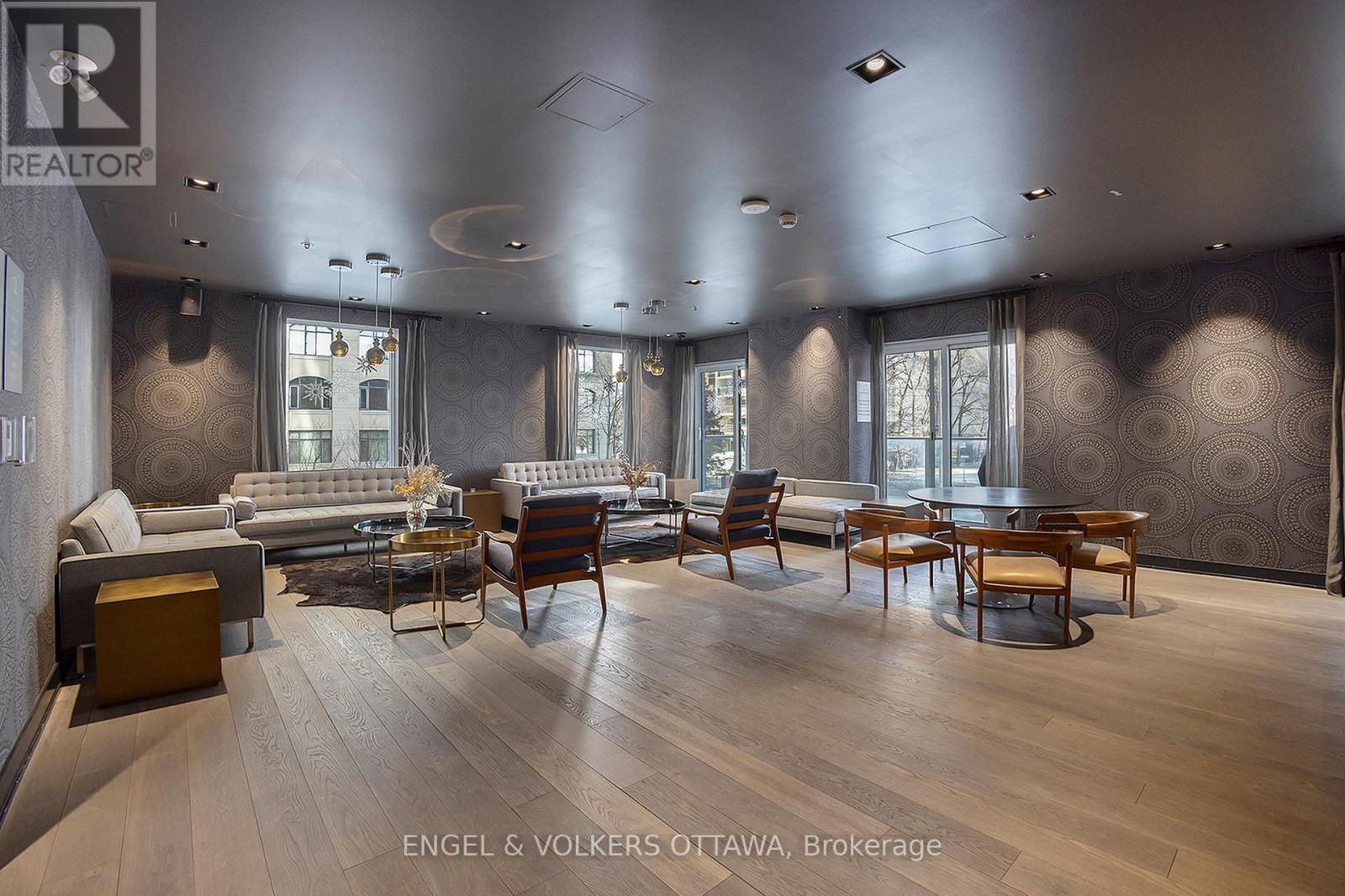 305 - 428 Sparks Street, Ottawa, Ontario  K1R 0B3 - Photo 17 - X12163855