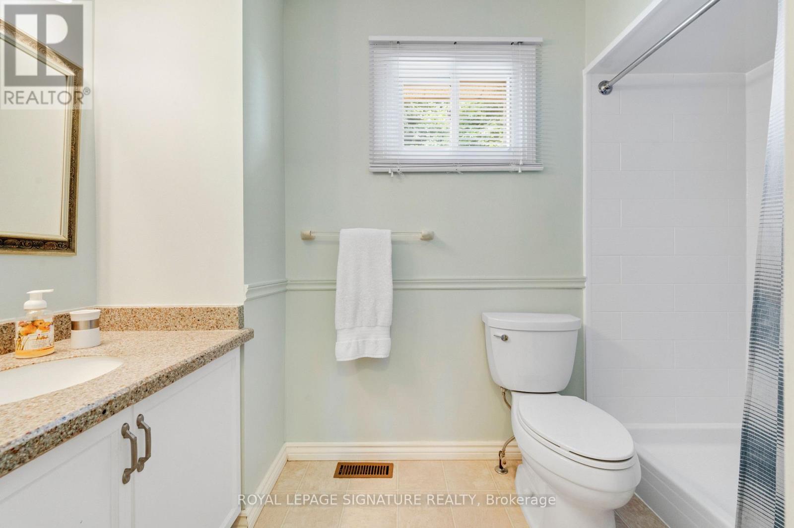 3251 Galbraith Drive, Mississauga (Erin Mills), Ontario  L5L 4A6 - Photo 19 - W12283416