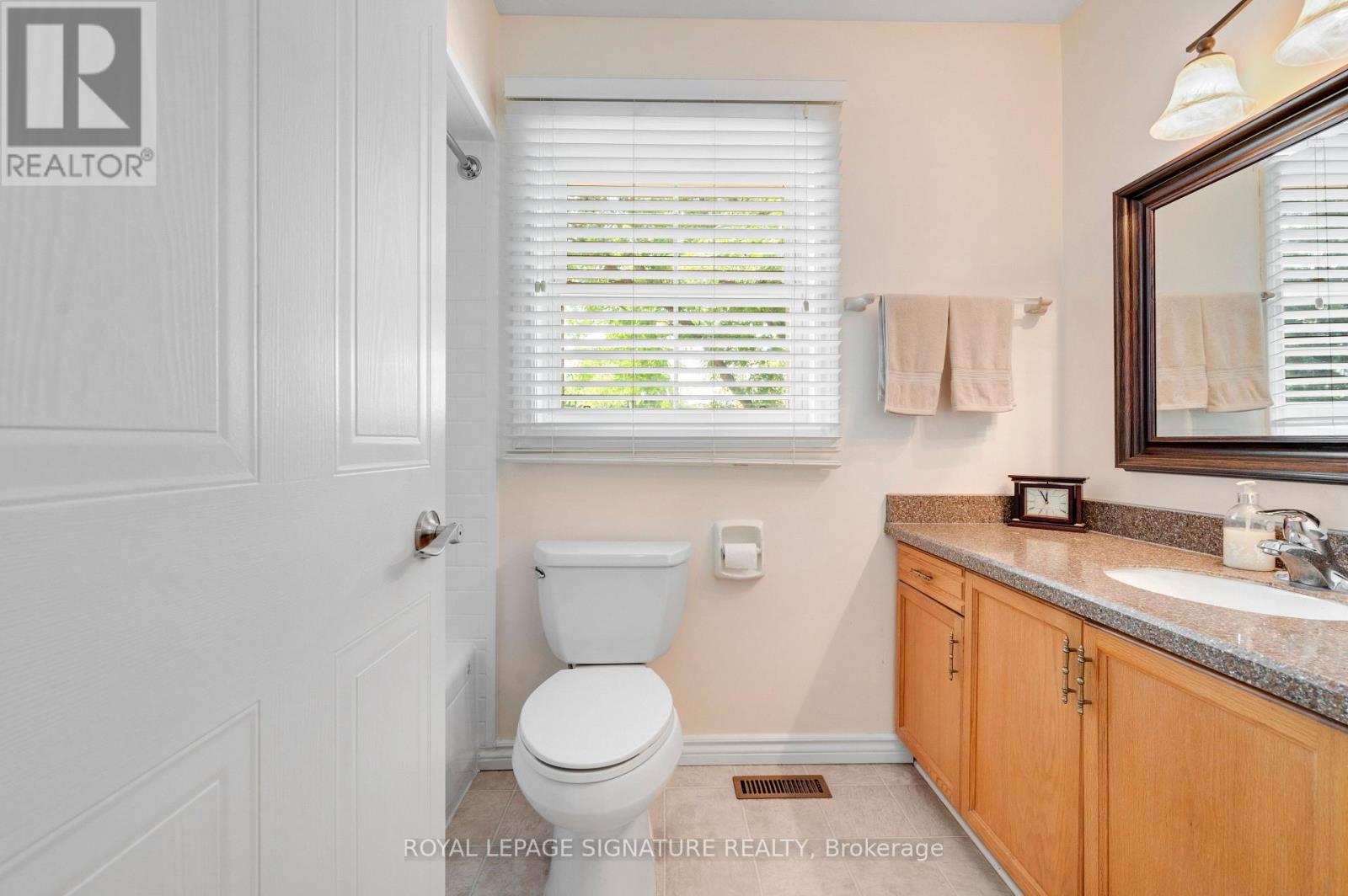 3251 Galbraith Drive, Mississauga (Erin Mills), Ontario  L5L 4A6 - Photo 27 - W12283416