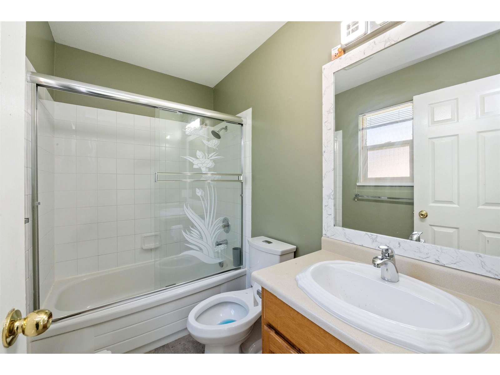 3184 Siskin Court, Abbotsford, British Columbia  V2T 5R1 - Photo 16 - R3024744