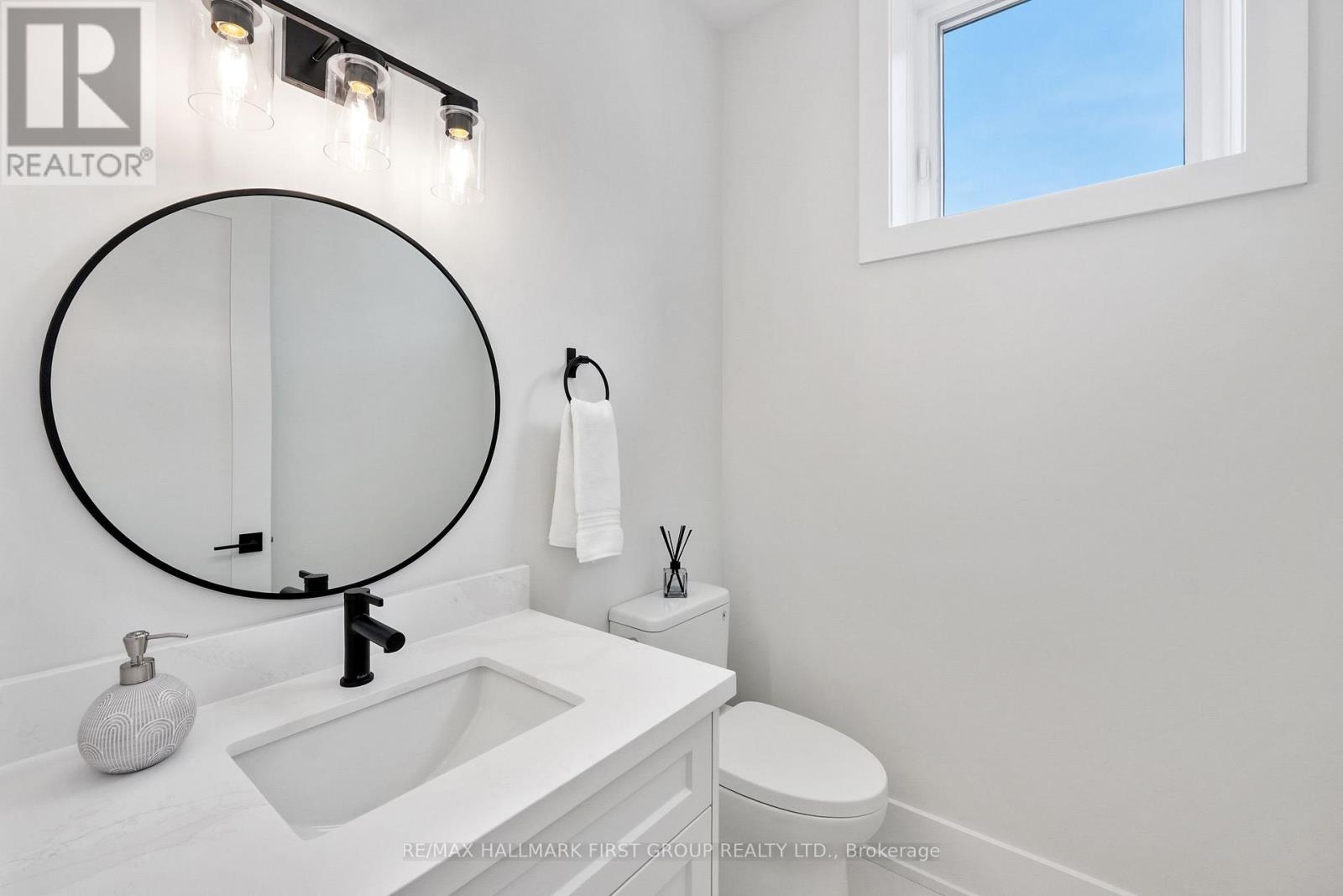 213 Suzanne Mess Boulevard, Cobourg, Ontario  K9A 3L3 - Photo 41 - X12283456