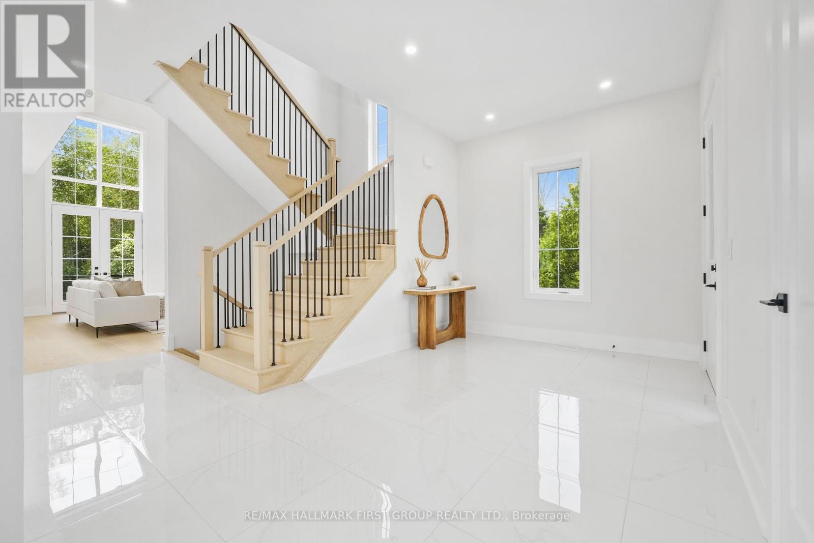 213 Suzanne Mess Boulevard, Cobourg, Ontario  K9A 3L3 - Photo 6 - X12283456