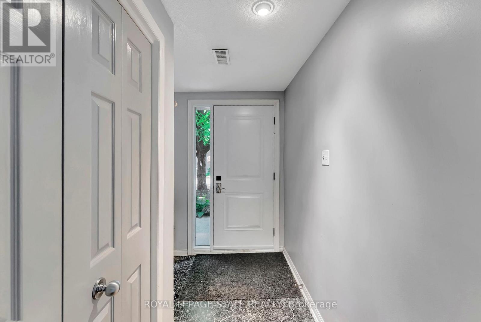 Property at 34 - 26 MOSS BOULEVARD image 3