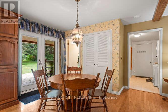 18725 Desmond Road, Chatham-Kent, Ontario  N0P 2C0 - Photo 17 - X12283034