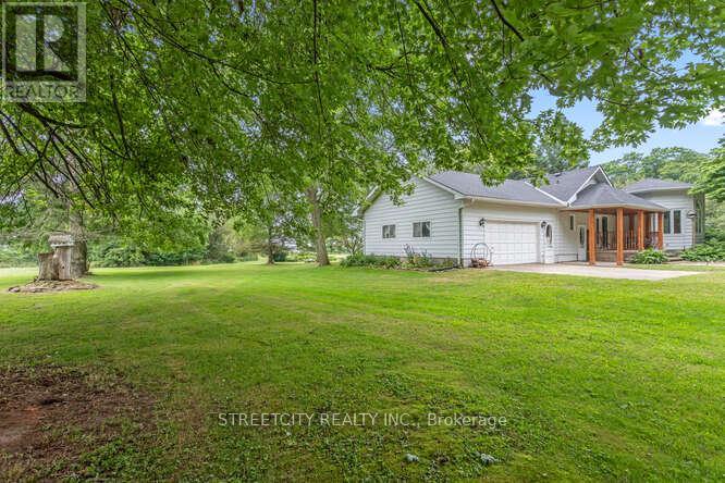 18725 Desmond Road, Chatham-Kent, Ontario  N0P 2C0 - Photo 39 - X12283034