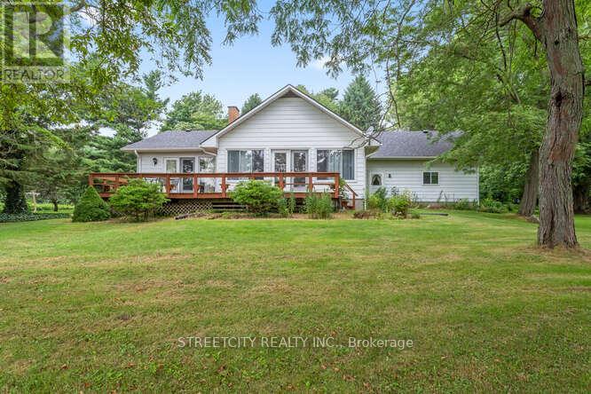18725 Desmond Road, Chatham-Kent, Ontario  N0P 2C0 - Photo 42 - X12283034