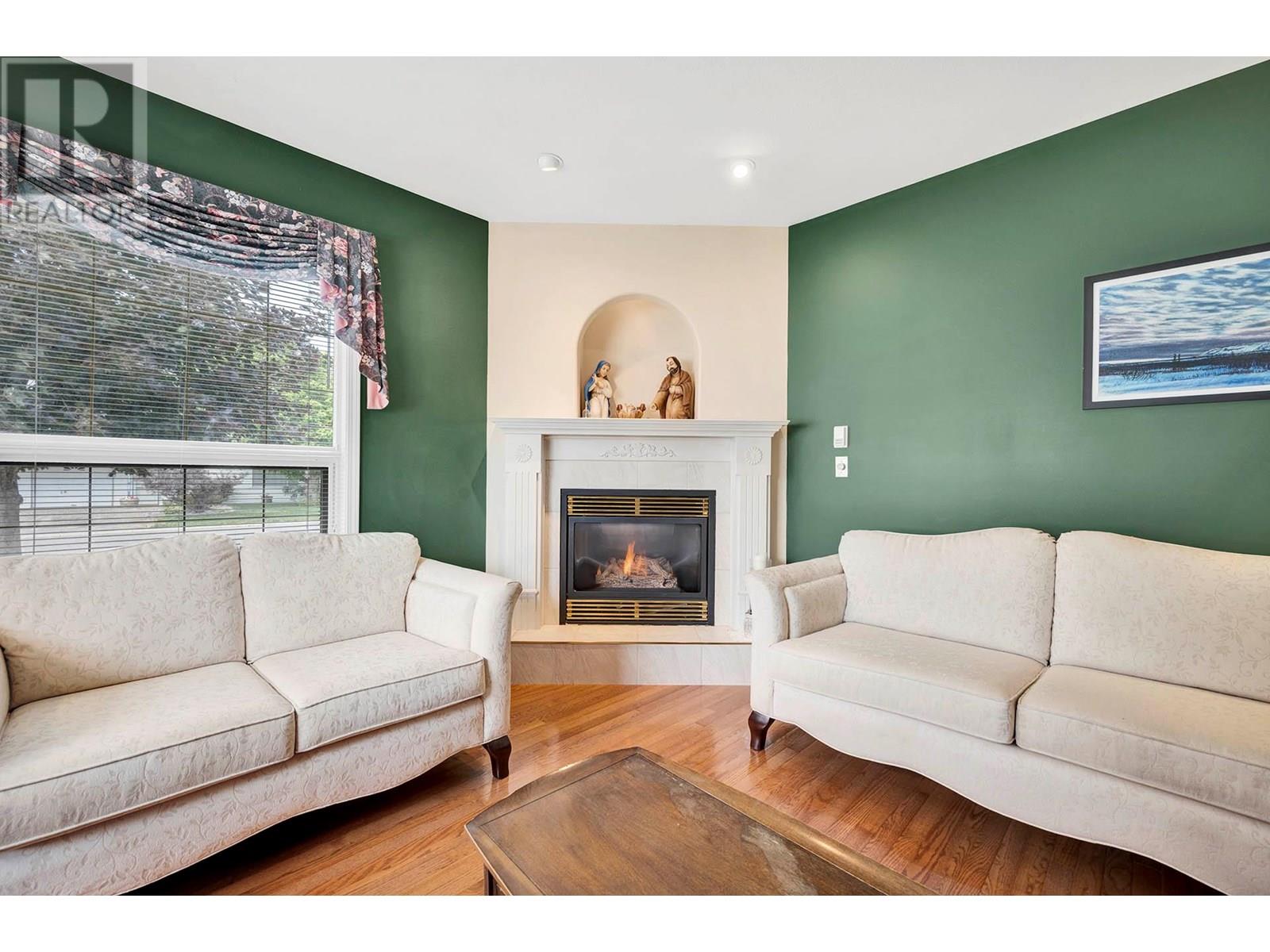 Property at 2761 Bank Road image 4