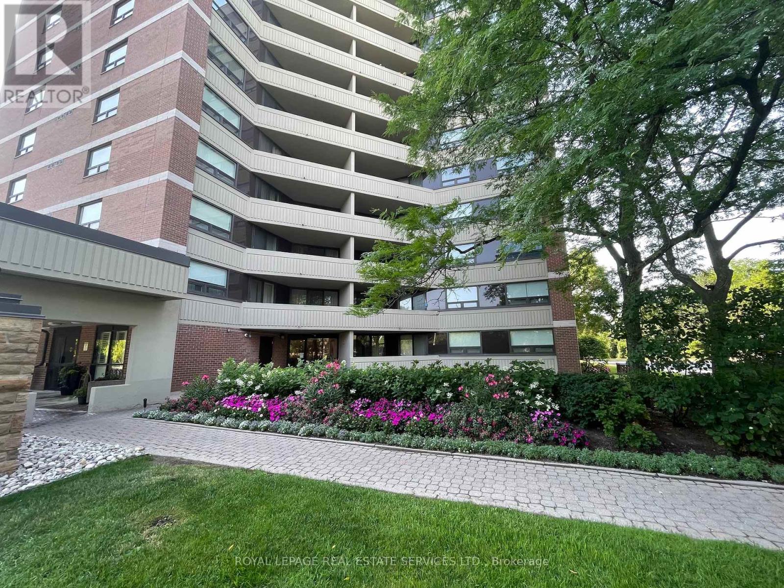 704 - 95 La Rose Avenue, Toronto (Humber Heights), Ontario  M9P 3T2 - Photo 45 - W12282502