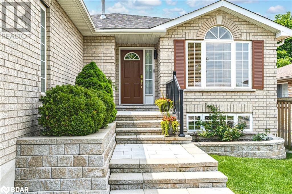 115 Lion's Gate Boulevard, Barrie, Ontario  L4M 7E5 - Photo 2 - 40738401