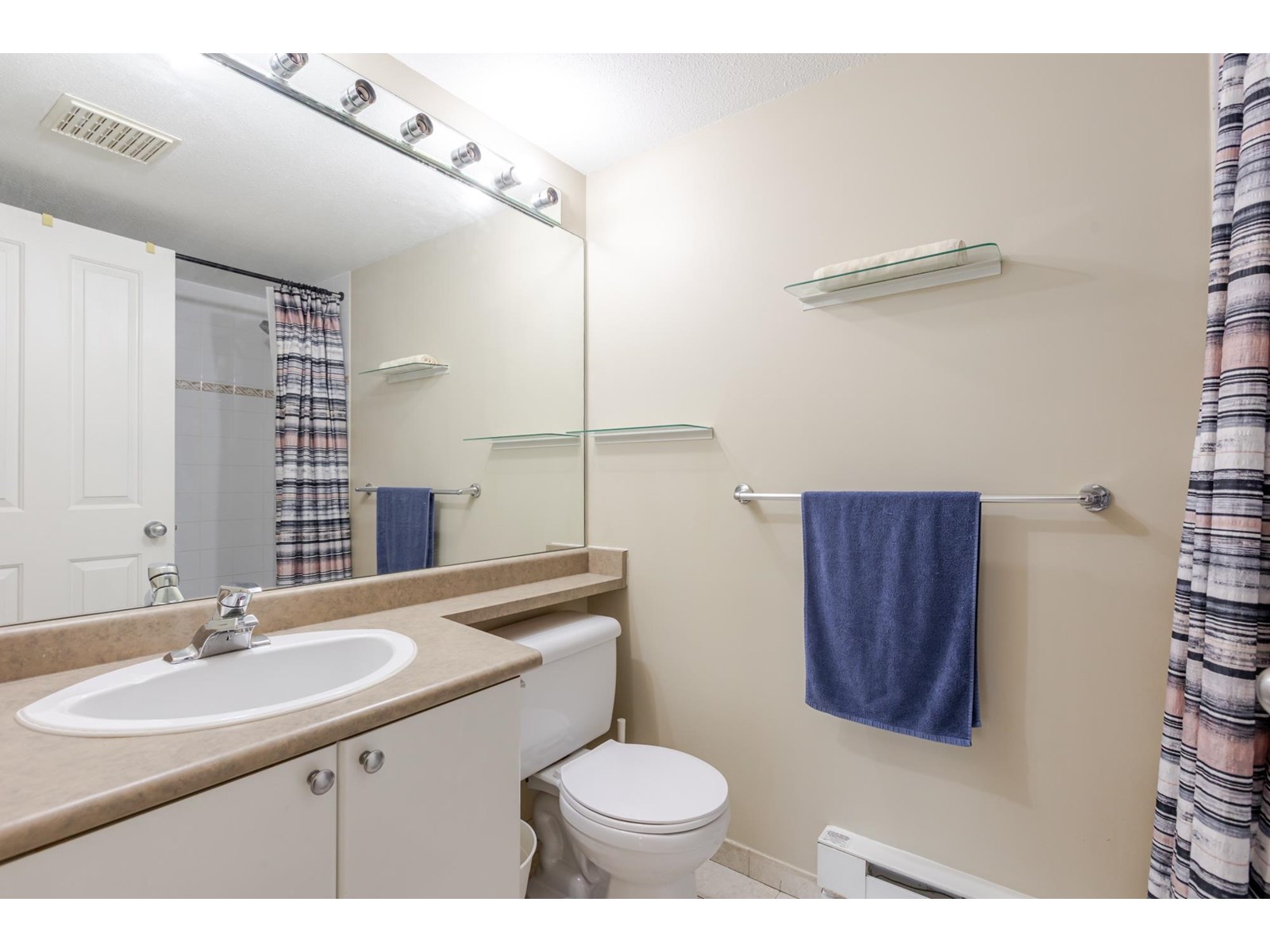 414 10188 155 Street, Surrey, British Columbia V3R 0R6 - Photo 22 - R3022387