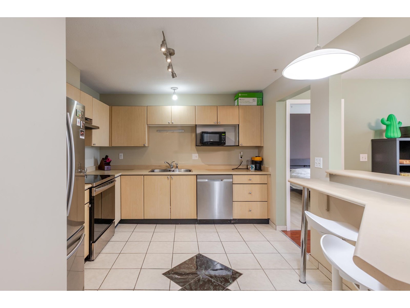 414 10188 155 Street, Surrey, British Columbia V3R 0R6 - Photo 7 - R3022387