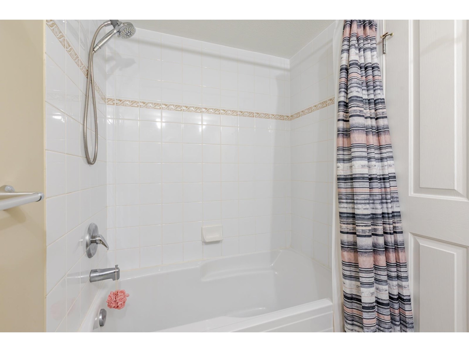 414 10188 155 Street, Surrey, British Columbia V3R 0R6 - Photo 23 - R3022387